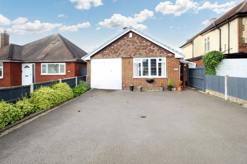 Pelsall, Walsall, West Midlands, 2 bedroom, Detached Bungalow